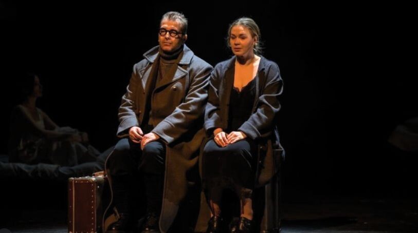 В спектакле "20 дней после войны"