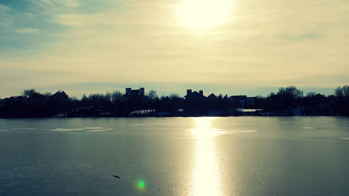    Ученые дали прогноз магнитных бурь на апрель в Ростовской области   1MI