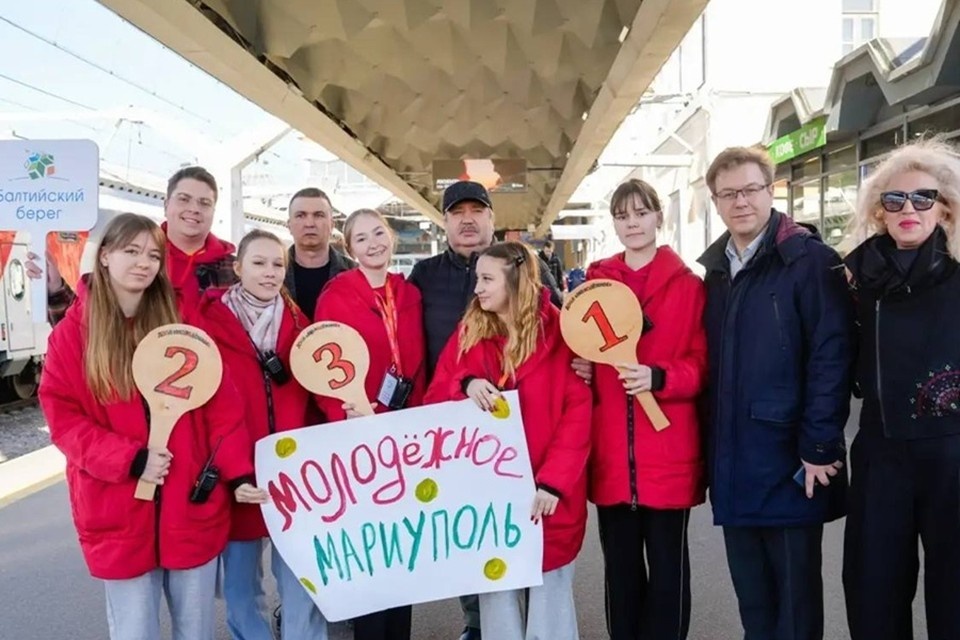    Мариупольские школьники прибыли на каникулы в Санкт-Петербург. Фото: Представительство Санкт-Петербурга в Мариуполе
