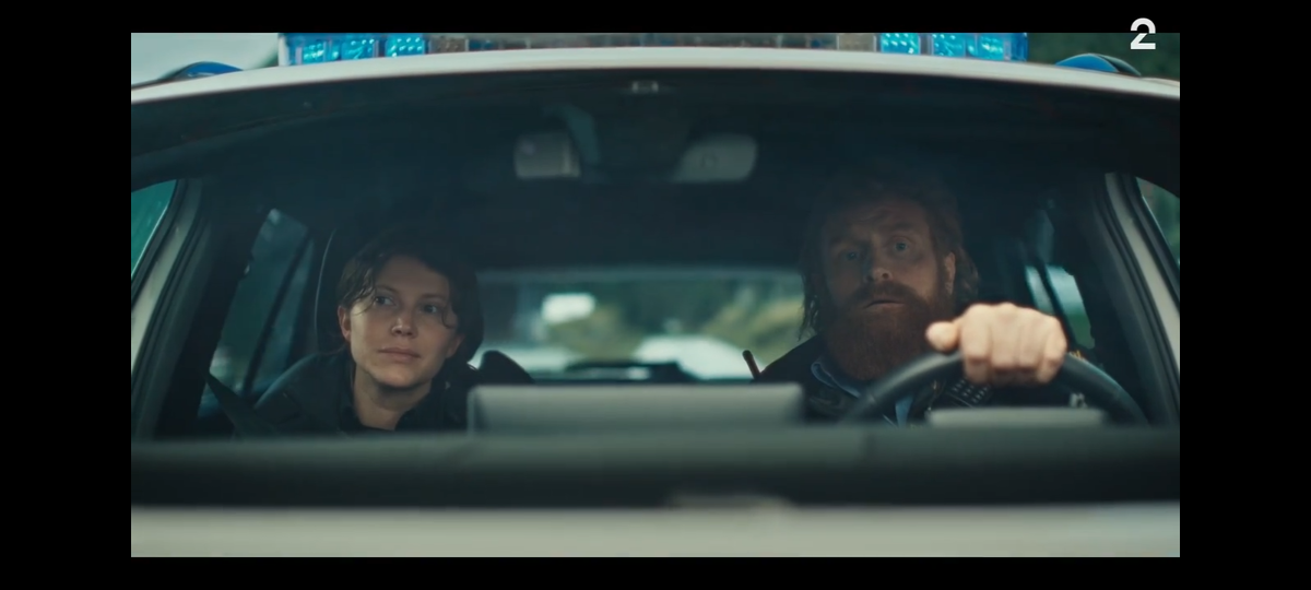 Кадр из сериала.