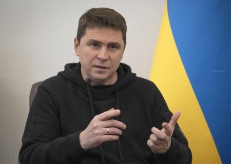    Подоляк признал невозможность захвата российских территорий