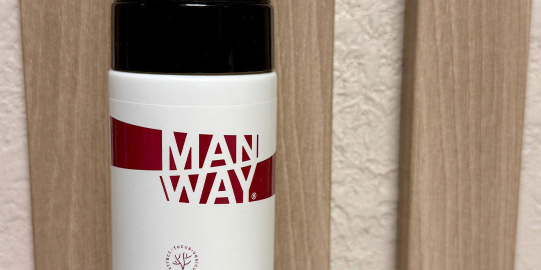 Пока балую себя, не забываю и про супруга: купила ему пенку для лица и бороды и не пожалела