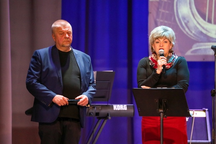        В Клинцах прошёл Открытый фестиваль-конкурс авторской песни «Серебряная Лира»: праздник творчества и единства