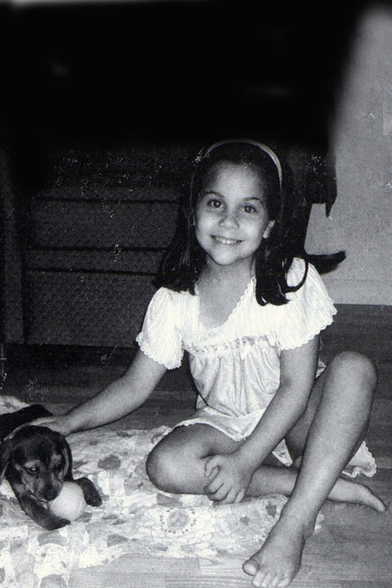    Стефани Джоанн Анджелина Джерманотта с ранних лет демонстрировала музыкальный талант.