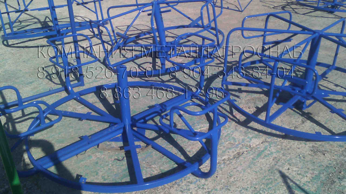 Детская карусель четырехместная.