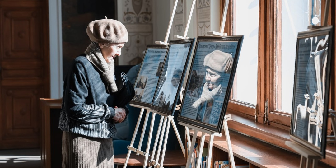 На выставке «Арбат, созданный искусством» вместе с гнесинцами