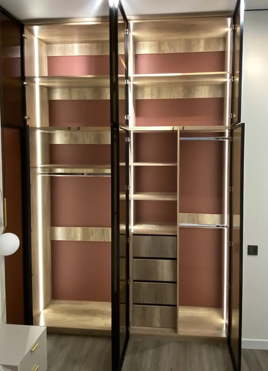 Студия мебели "Спектр". Фото нашей работы. Шкаф.