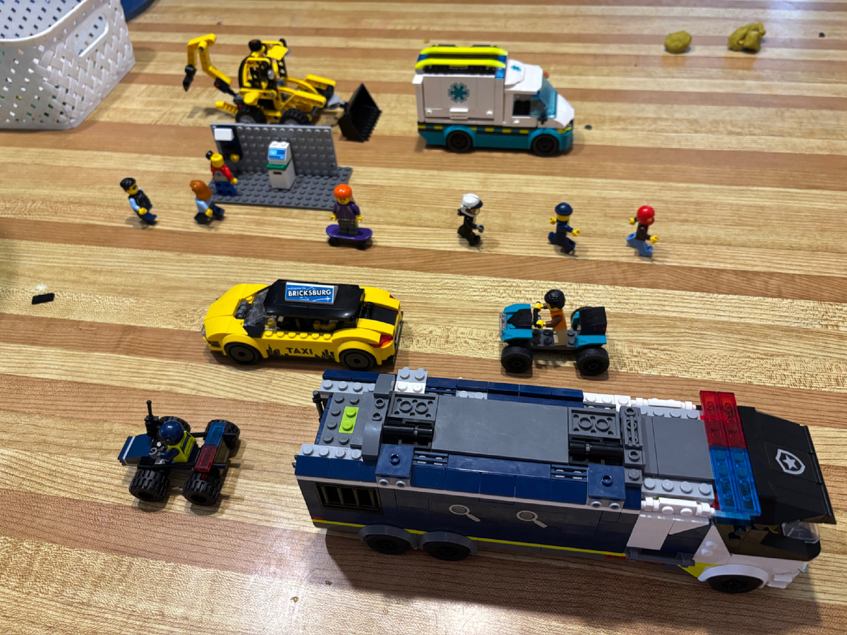 Тим снова влюбился в Лего 