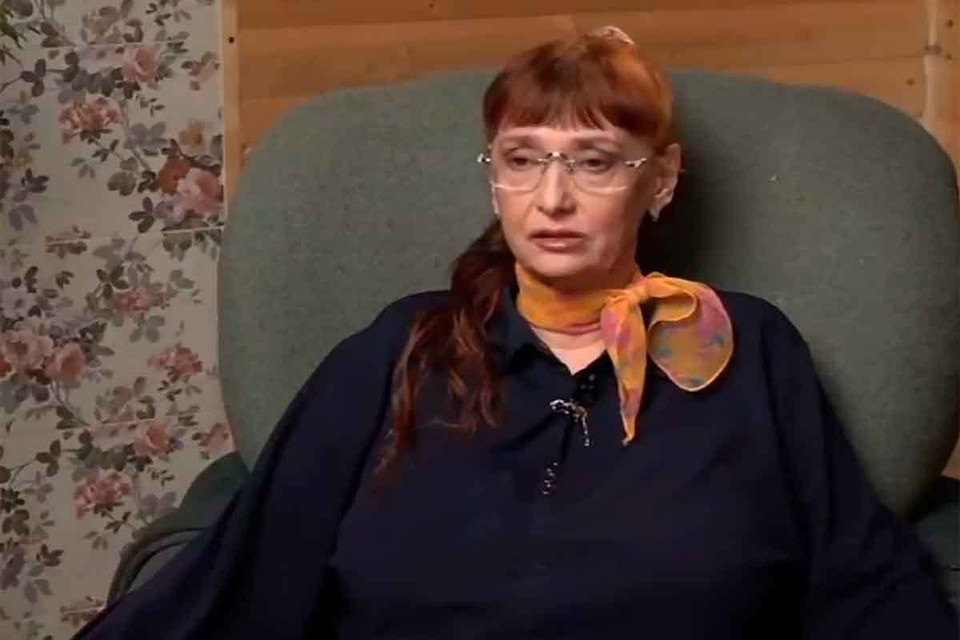    Елизавета Мялик была солисткой популярной в 90-е группы "Комбинация". Фото: кадр из телепередачи "Привет, Андрей!"