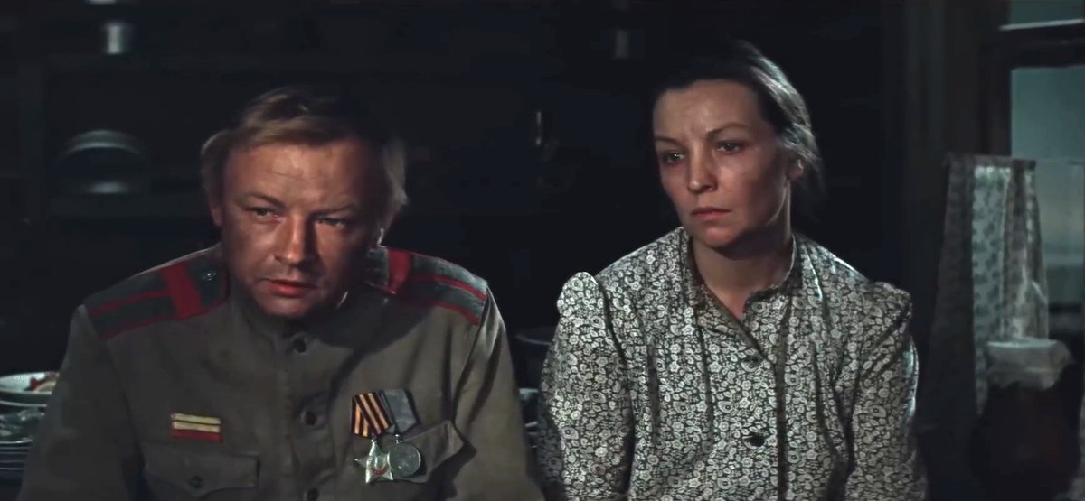 Кадр из кинофильма "Василий и Василиса", 1981 г., режиссер Ирина Поплавская, сценаристы Ирина Поплавская, Василий Соловьев, композитор Алексей Муравлев (скриншот)