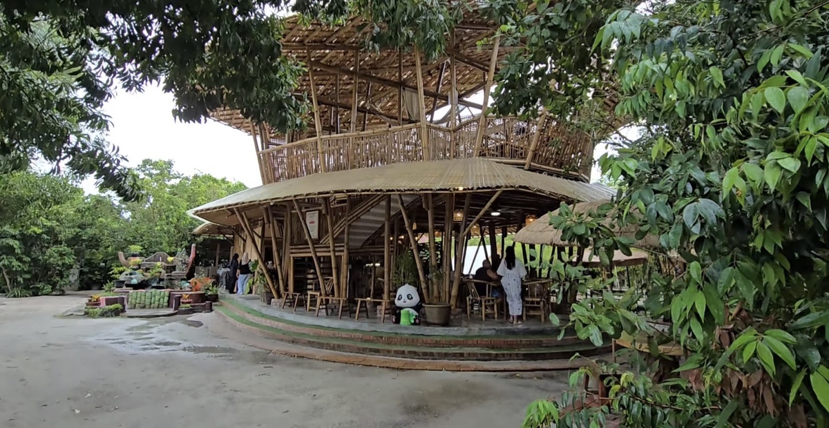 Golden Bamboo Cafe. Лангкави