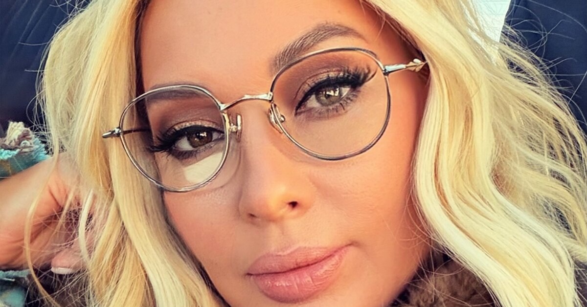 Лера Кудрявцева (полное имя — Валерия Львовна Кудрявцева) — российская теле- и радиоведущая, актриса и певица, ведущая развлекательных программ на телеканале «НТВ».