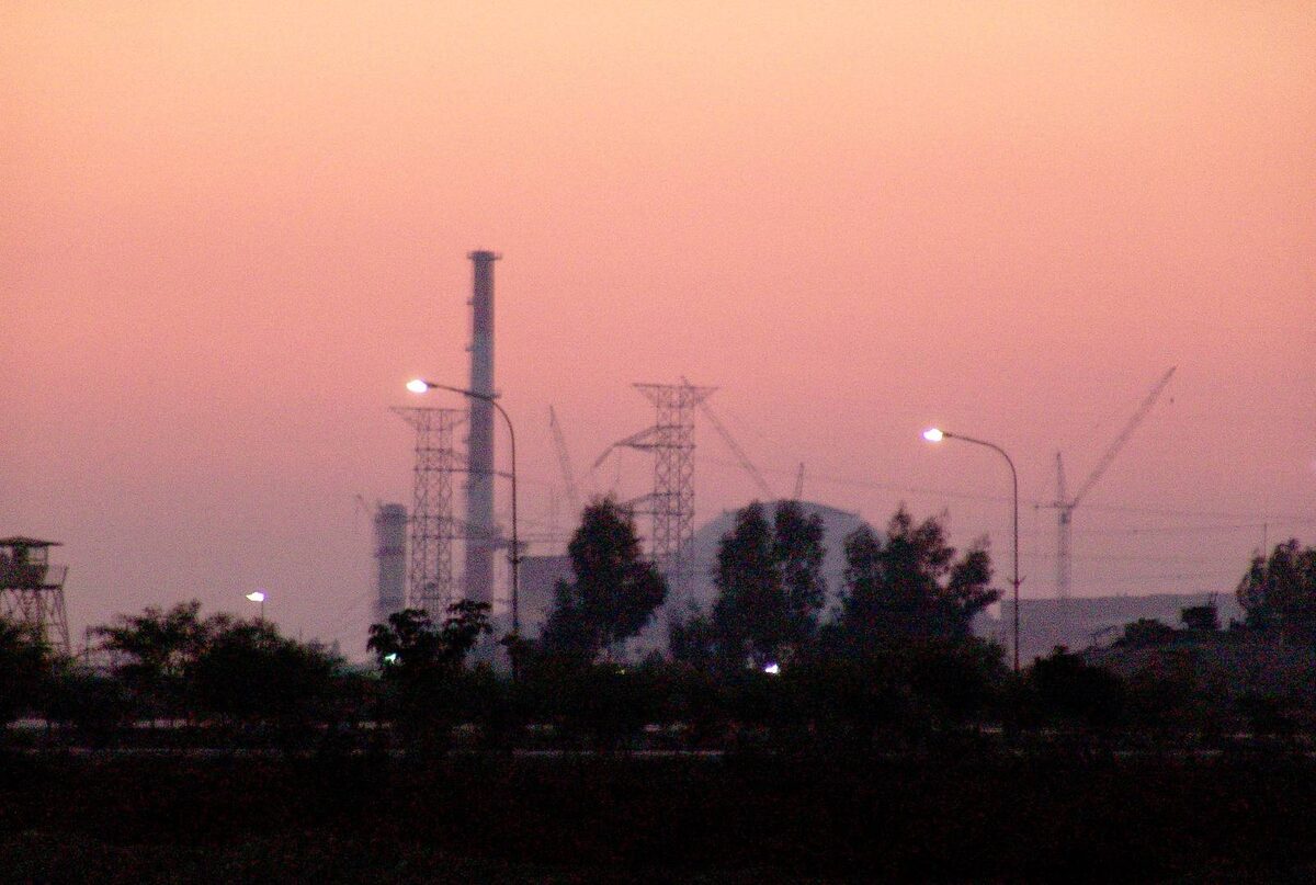     АЭС «Бушер» в Иране   
(cc) Babak Fakhamzadeh