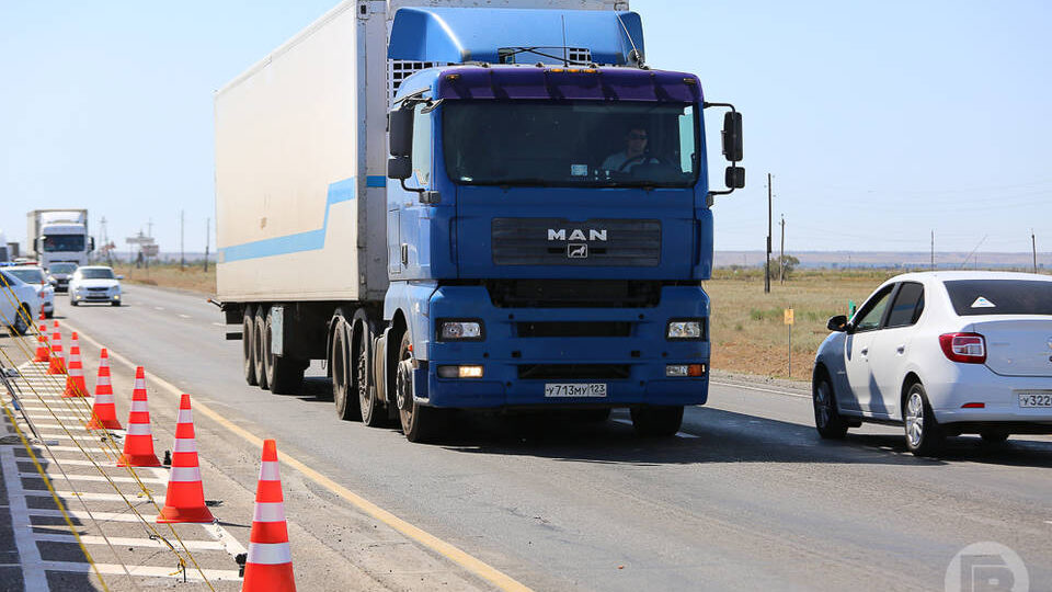 В Волжском временно ограничат движение для транспорта с нагрузкой более 5 тонн