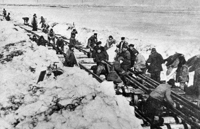 В 1930-е годы проект отложили из-за освоения СМП. /Фото: tildacdn.com.