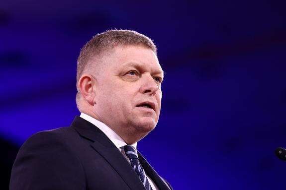 Фицо пригрозил заблокировать 20-й пакет санкций Евросоюза против России из-за ситуации с «Дружбой»