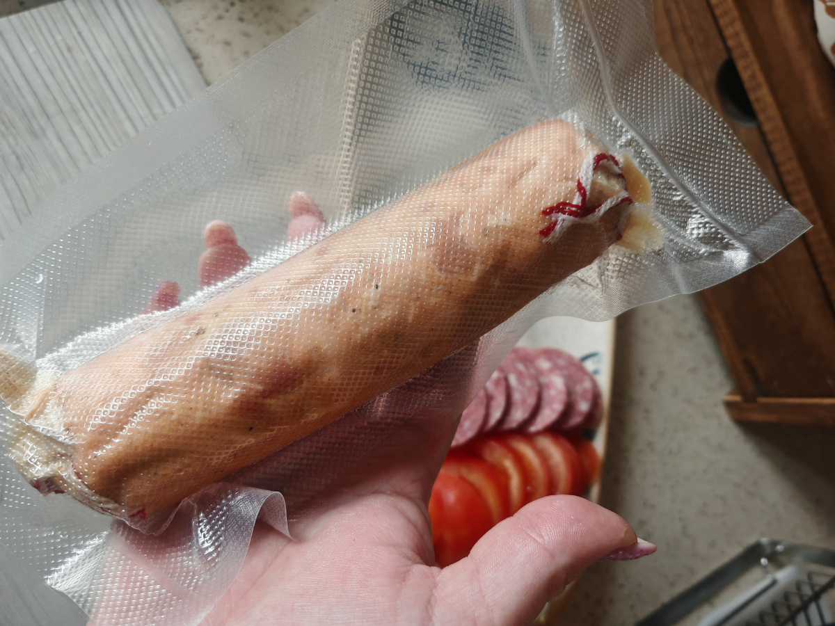 А это уже своя домашняя колбаска