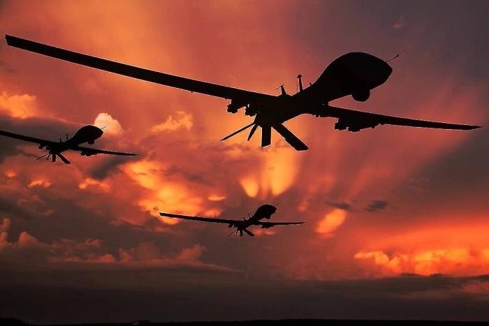 Обложка © Shutterstock / FOTODOM / sibsky2016