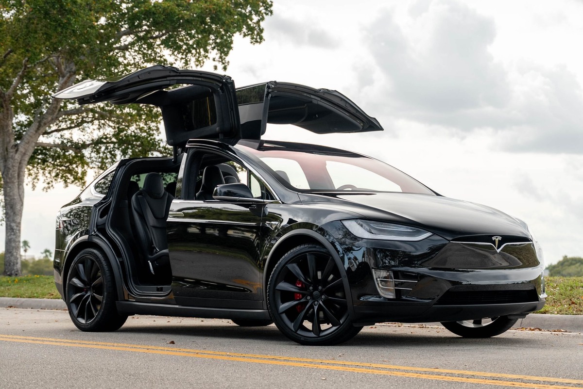 Tesla Model X P100D 2018