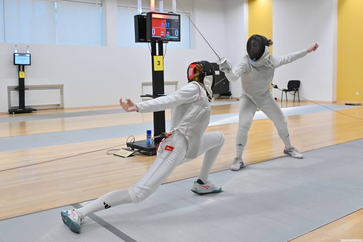     Соревнование по фехтованию. Женщины. Рапира (архивная фотография)   
Иван Лазебный (с) ИА Красная Весна