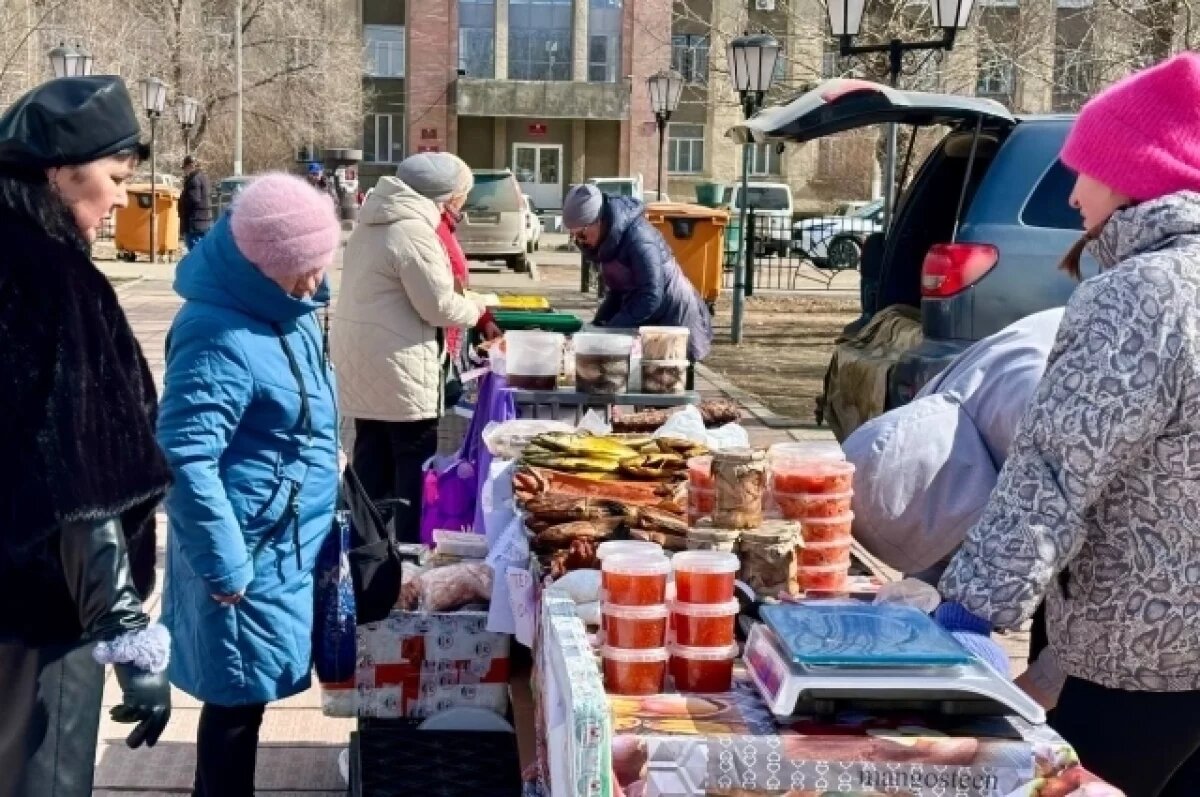    Читинцы купили 320 кг колбас и 750 кг рыбы во время субботней ярмарки