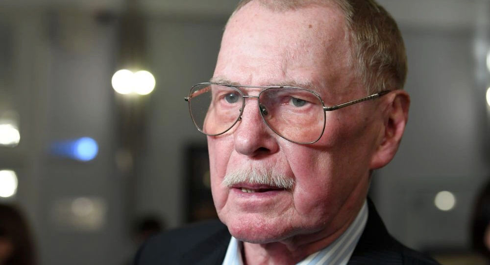 Гостюхин против Солженицына: народный артист объяснил, почему произведения писателя - ложь