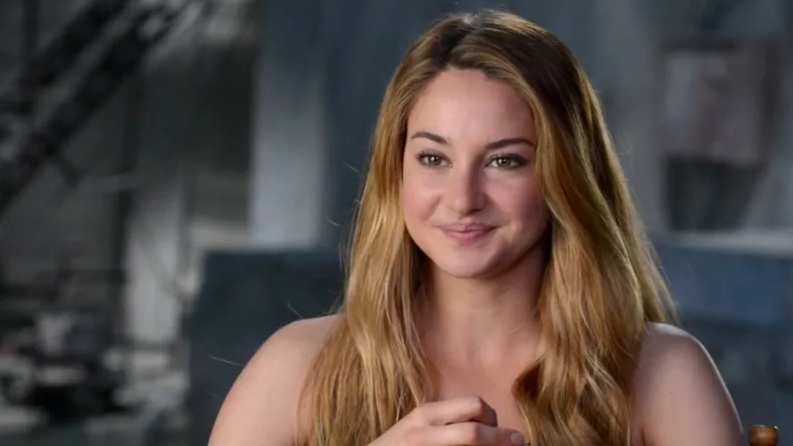 Диета «Бесстрашная»: как Шейлин Вудли готовилась к роли Трис в фильме «Дивергент»