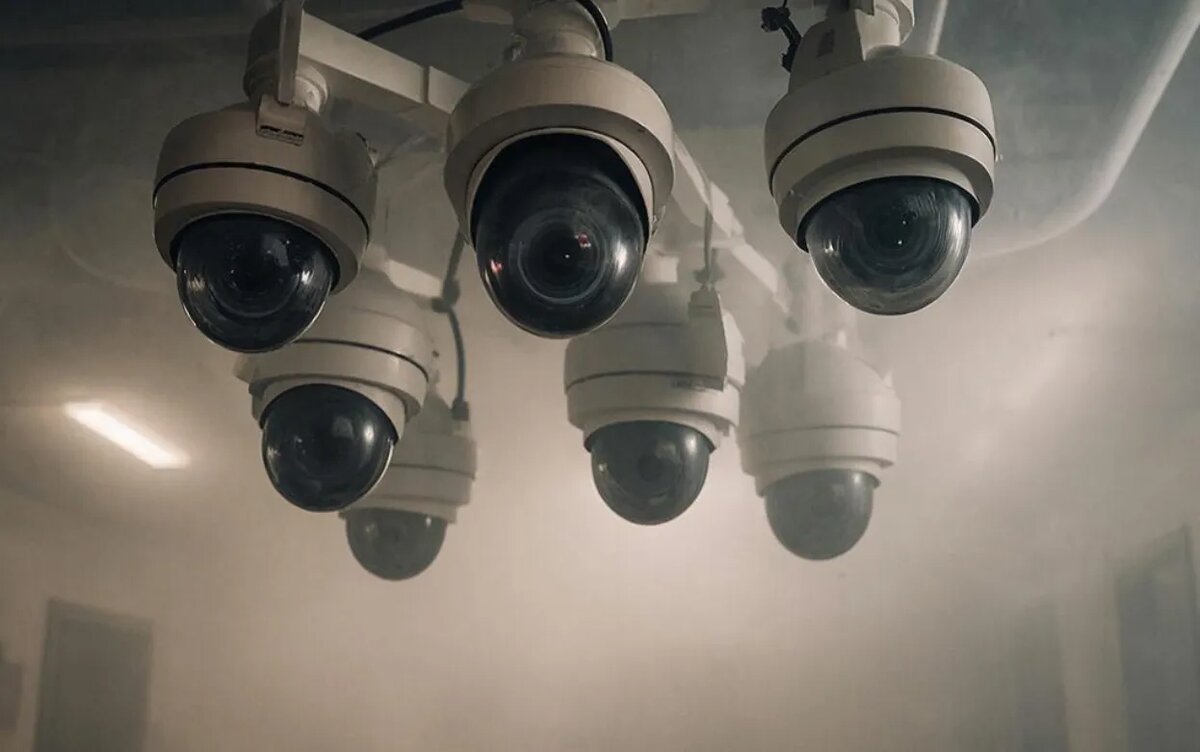    Камеры, видящие сквозь пыль и дым: прорыв в видеонаблюдении от российских ученых