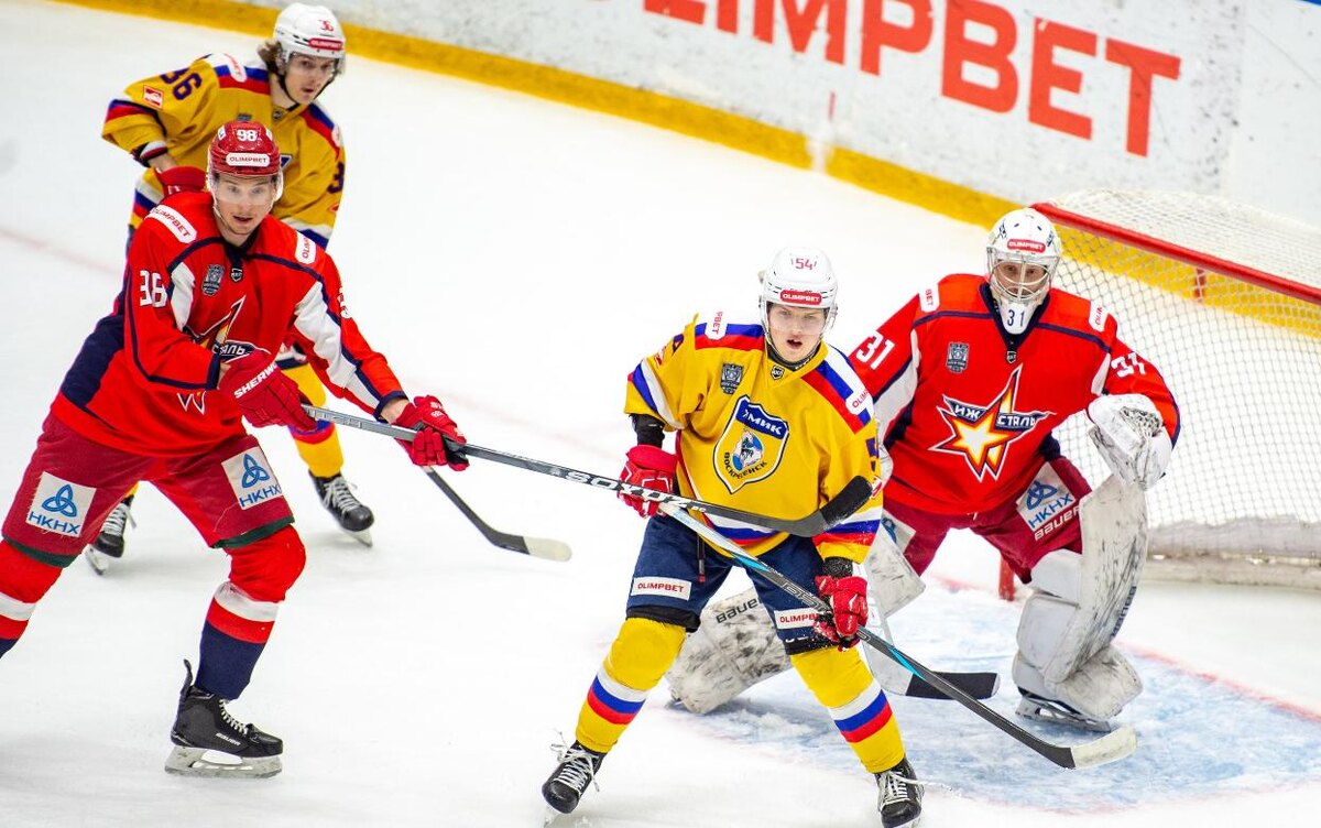    Хоккейная «Ижсталь» проиграла «Химику» в третьем матче плей-офф