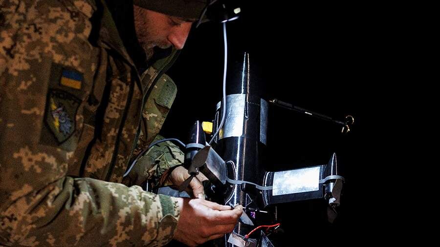    Фото: REUTERS/Valentyn Ogirenko