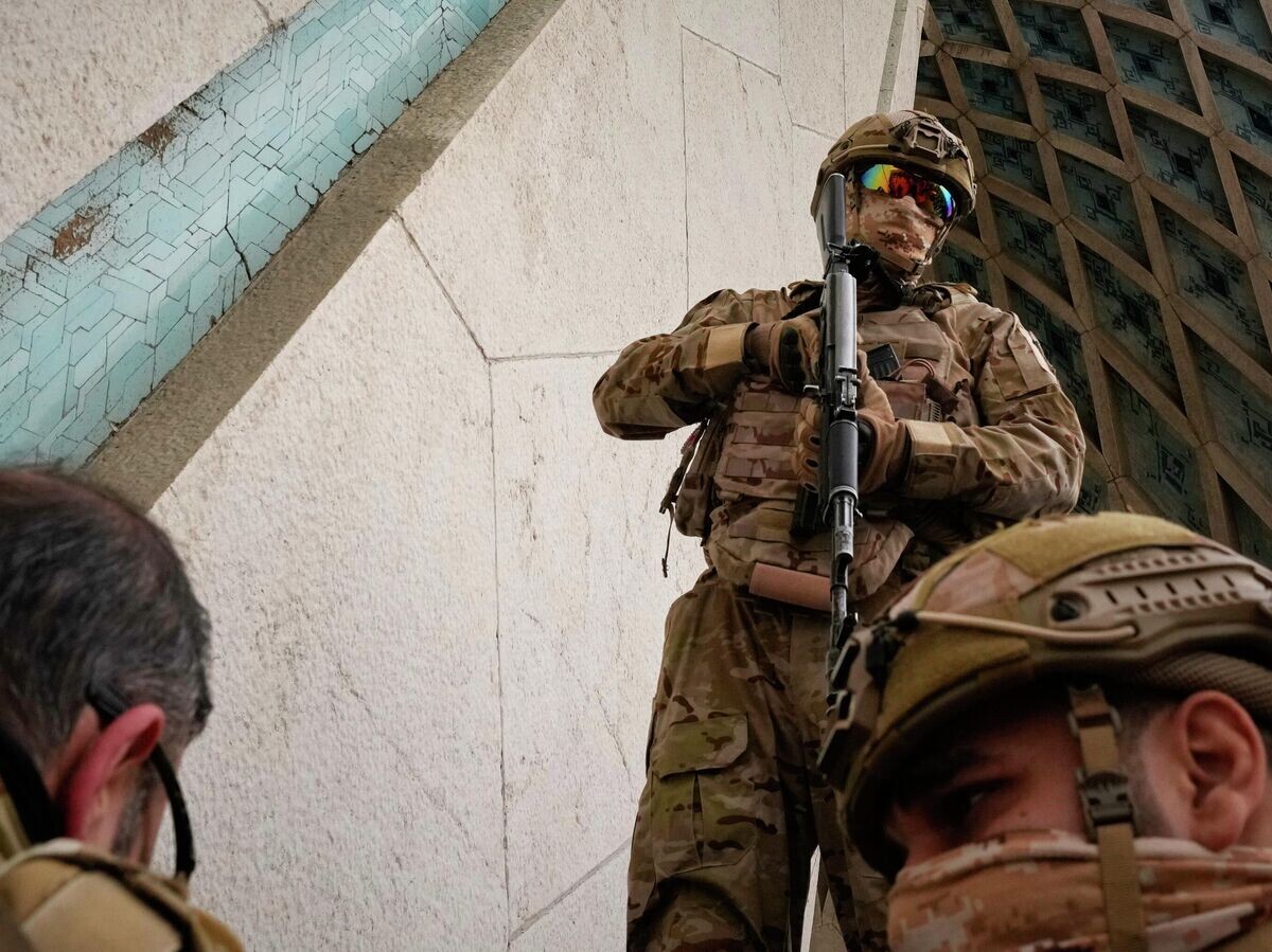    Члены Корпуса стражей исламской революции Ирана в Тегеране | © AP Photo / Vahid Salemi