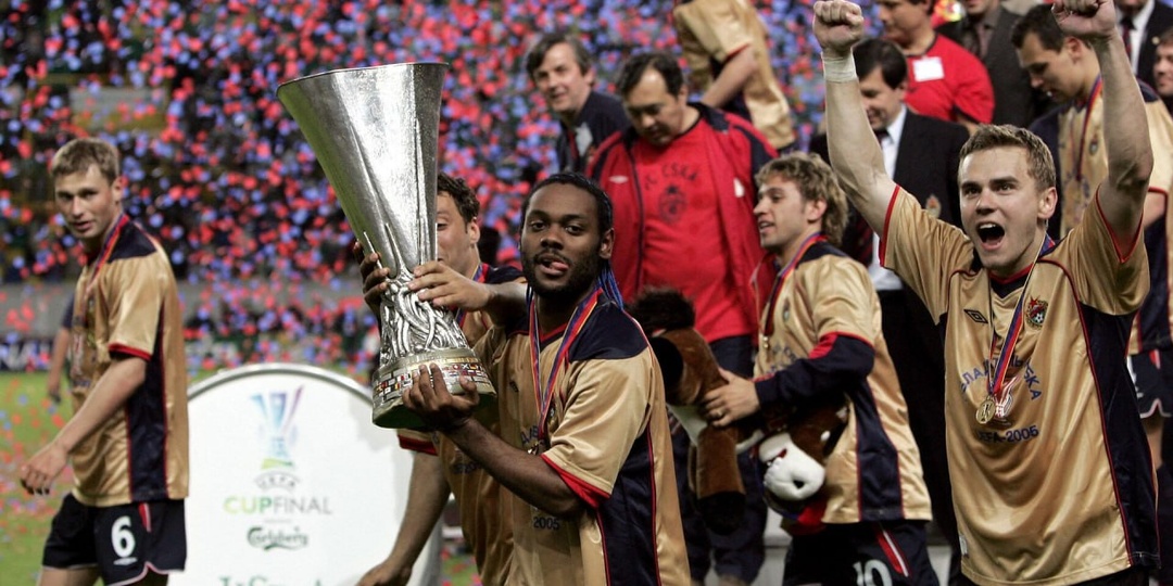 Утро доброе, друзья! Вчера вечером завершил карьеру игрок оставивший ярчайший след в истории русского футбола