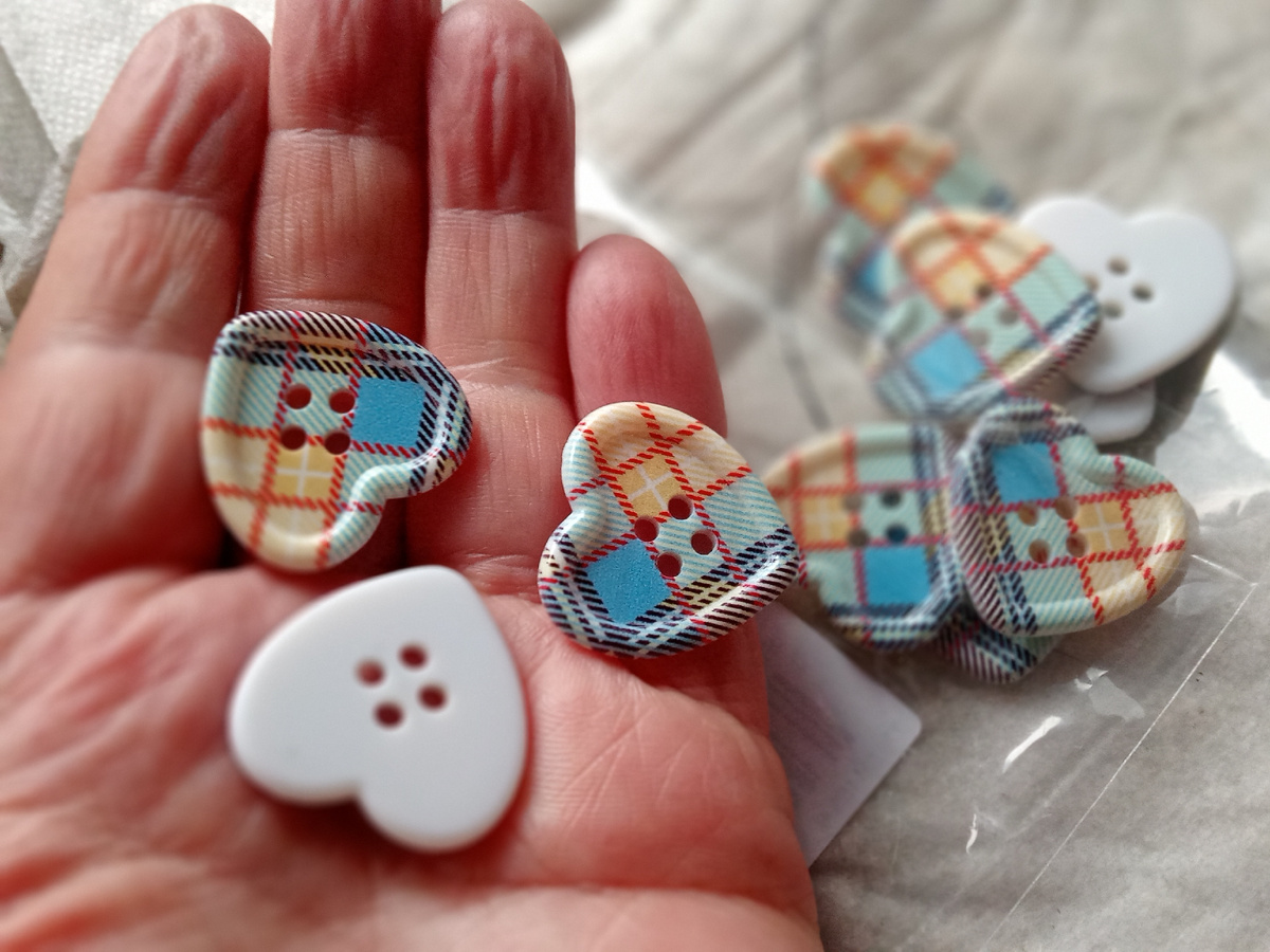 Что-то около двух сантиметров