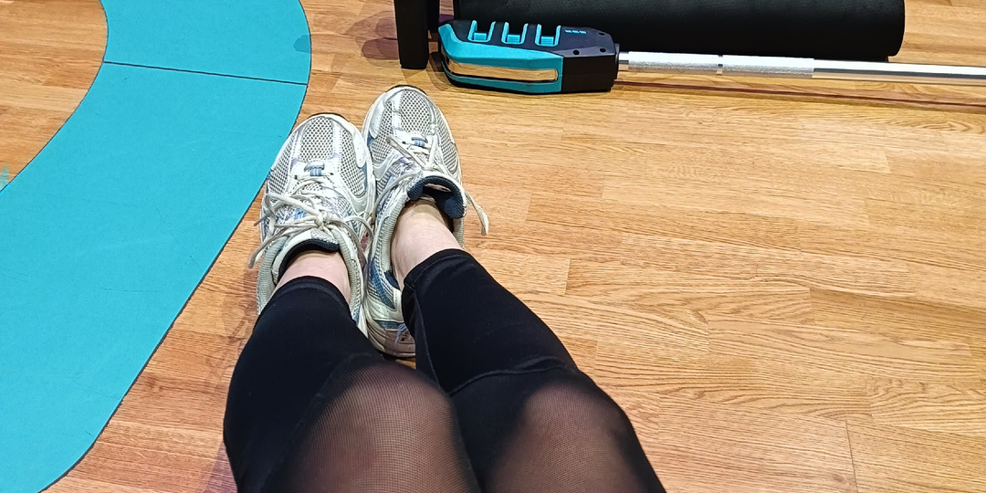 Мой муж завел дзен-канал о своей жизни. Каково это - жить с ведьмой? 🤣🤣🤣