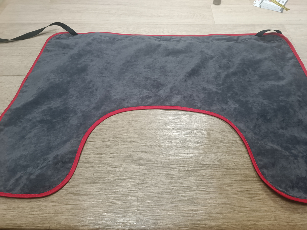 Ну, может по фото и не очень понятно, но я-то знаю, что он был не таким 😉