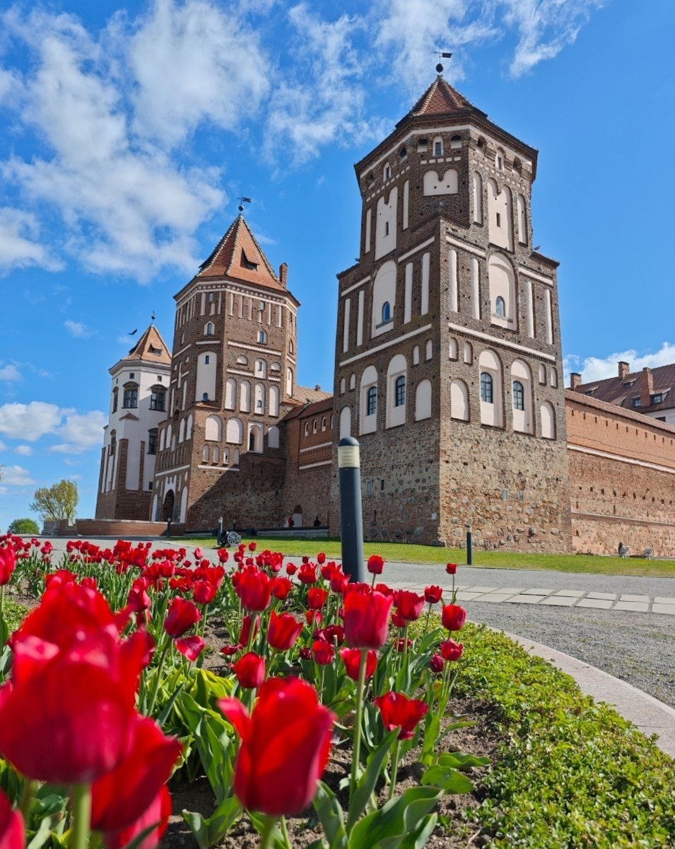 Мирский замок, Беларусь