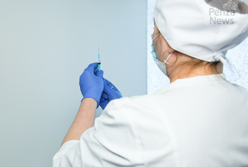 В Пензенской области специальную соцвыплату получают около 8,6 тыс. медработников