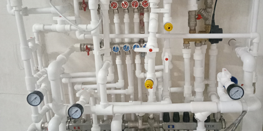 Страшно. Заливать РР трубы в стяжку пола - использовать в отоплении ?