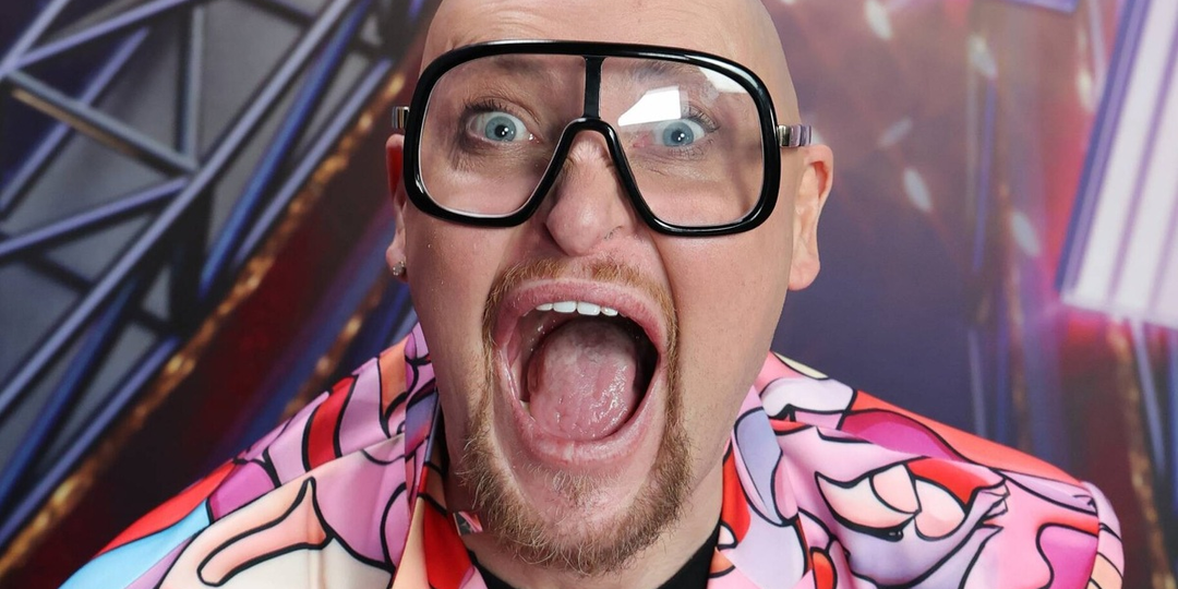 «Я уже с утра сегодня реву»: победителем шоу «Суперстар! Битва сезонов» стал Шура