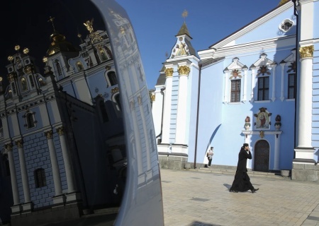    Сотрудники ТЦК ворвались в монастырь и похитили двух монахов в Изюме