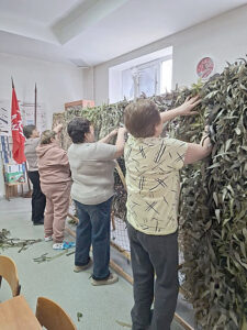 За все время работы волонтеры сплели порядка 180 сетей. / ФОТО из архива Ольги Геннадьевны Администратор  📷

