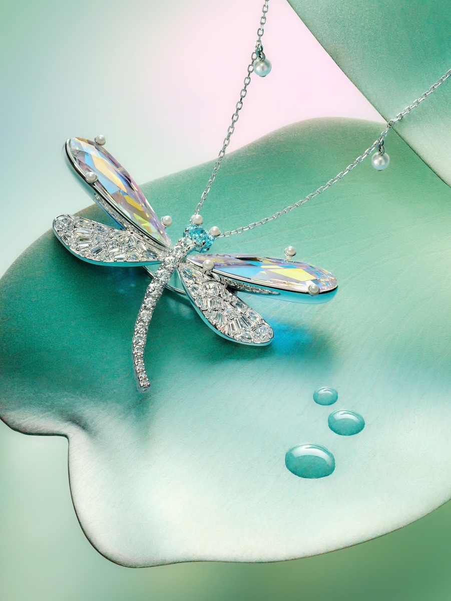    Ариана Гранде выпустила коллаборацию с брендом Swarovski (фото 2)