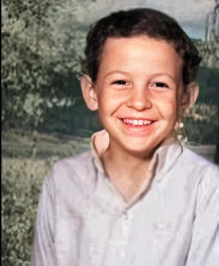 Честер в детстве