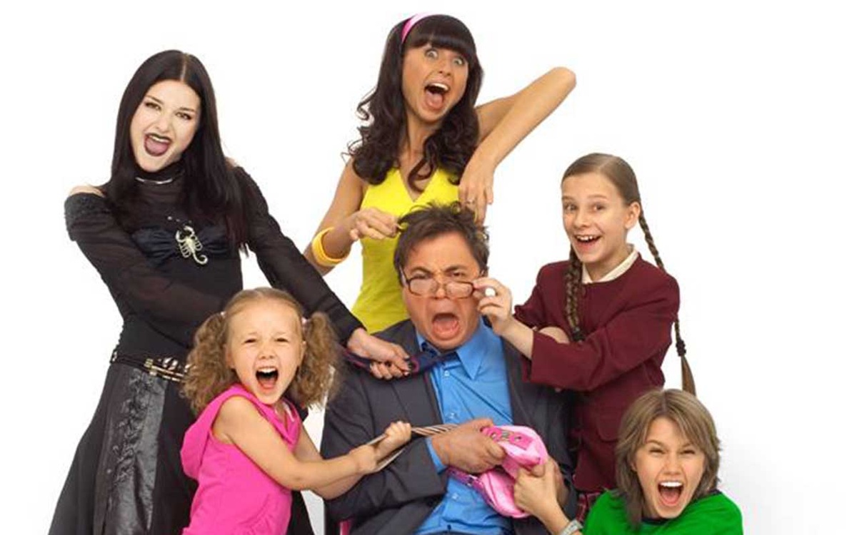 Постер сериала "Папины дочки"