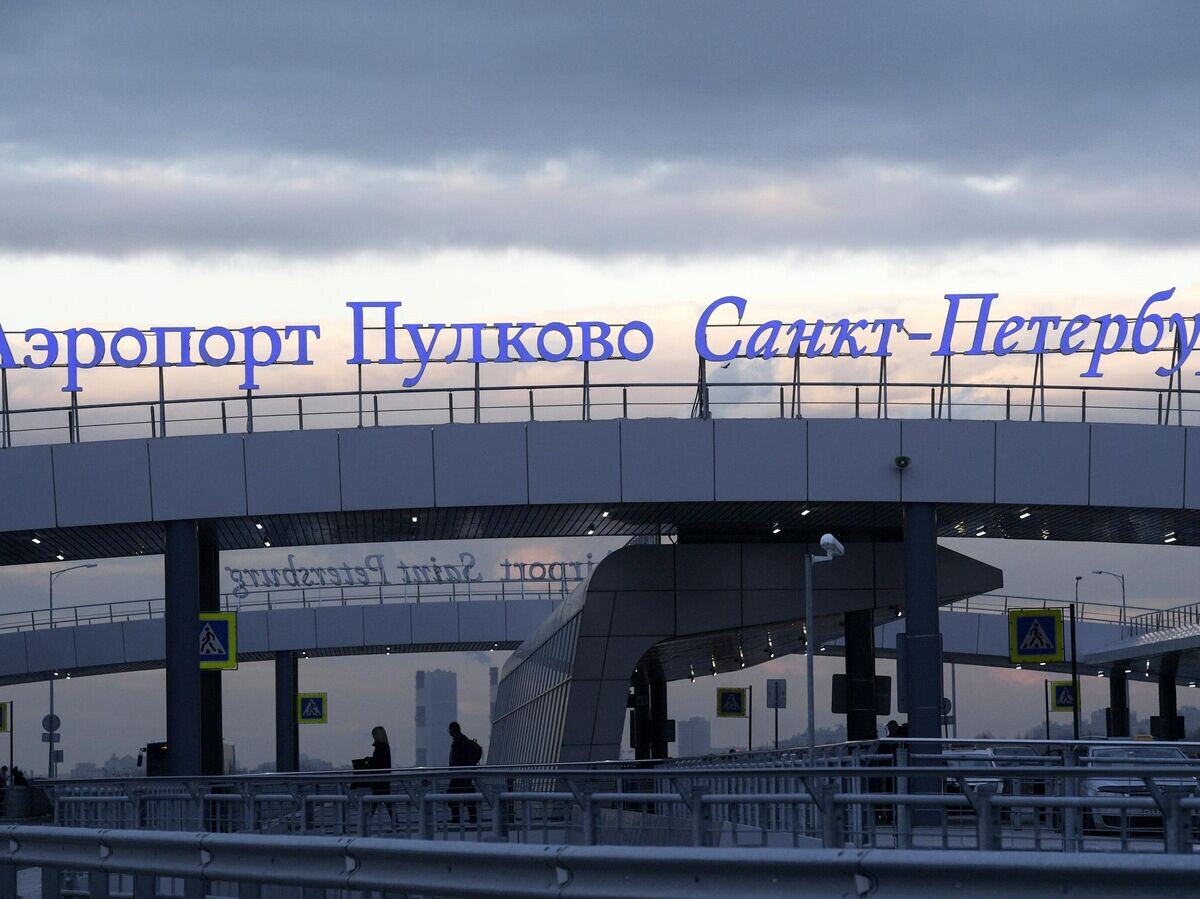    Аэропорт "Пулково" в Санкт-Петербурге© РИА Новости . Александр Гальперин