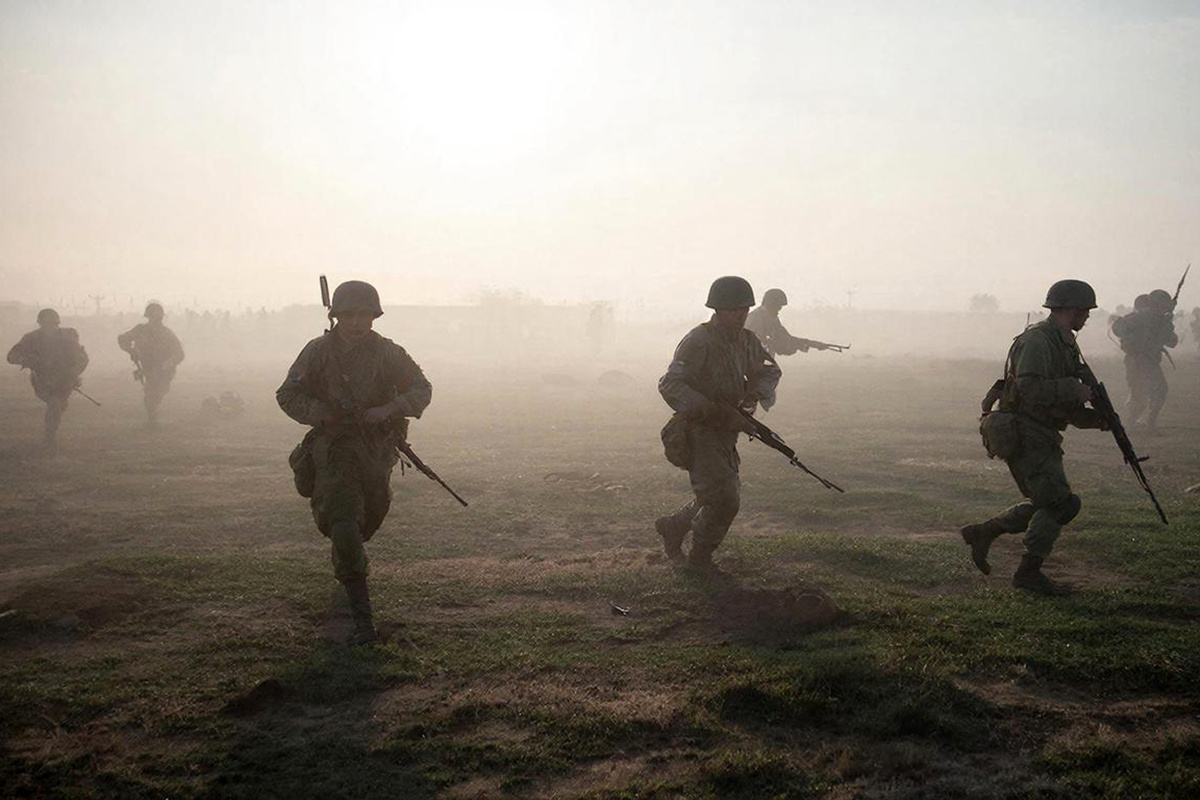 В Тегеране ждут прихода американских солдат.  Фото: Изображение сгенерировано с помощью ИИ / Светлана Возмилова