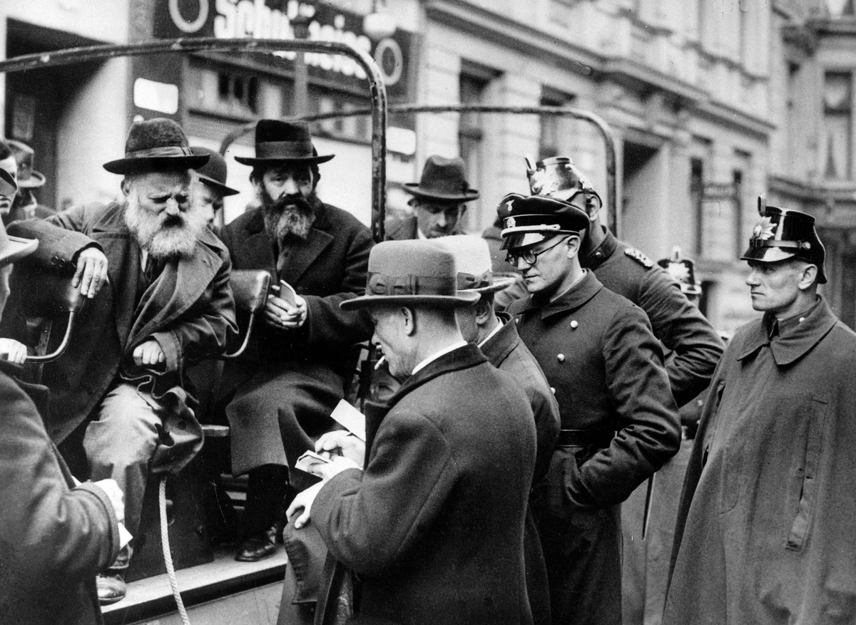 Евреи в германии 1930 годы