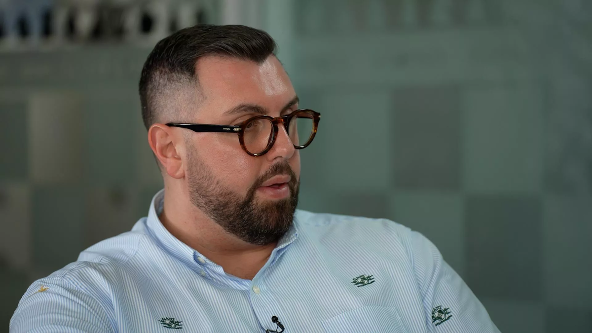     29 марта 2026 года о возможной отмене ограничения Telegram высказался правозащитник Александр Ионов