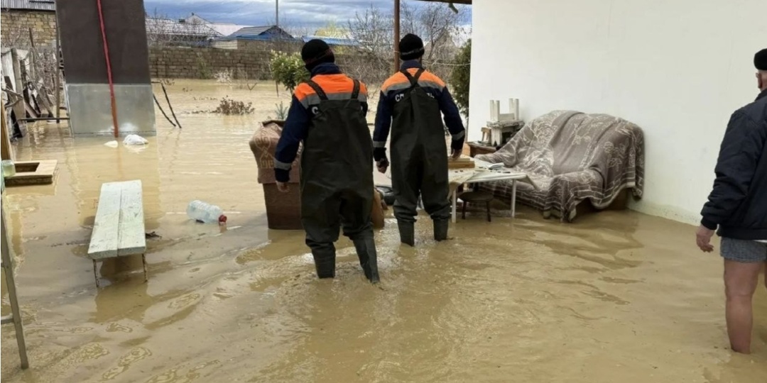 «Мы вышли на балкон и увидели, как уплывает наша жизнь»: рассказ моих друзей из Дагестана