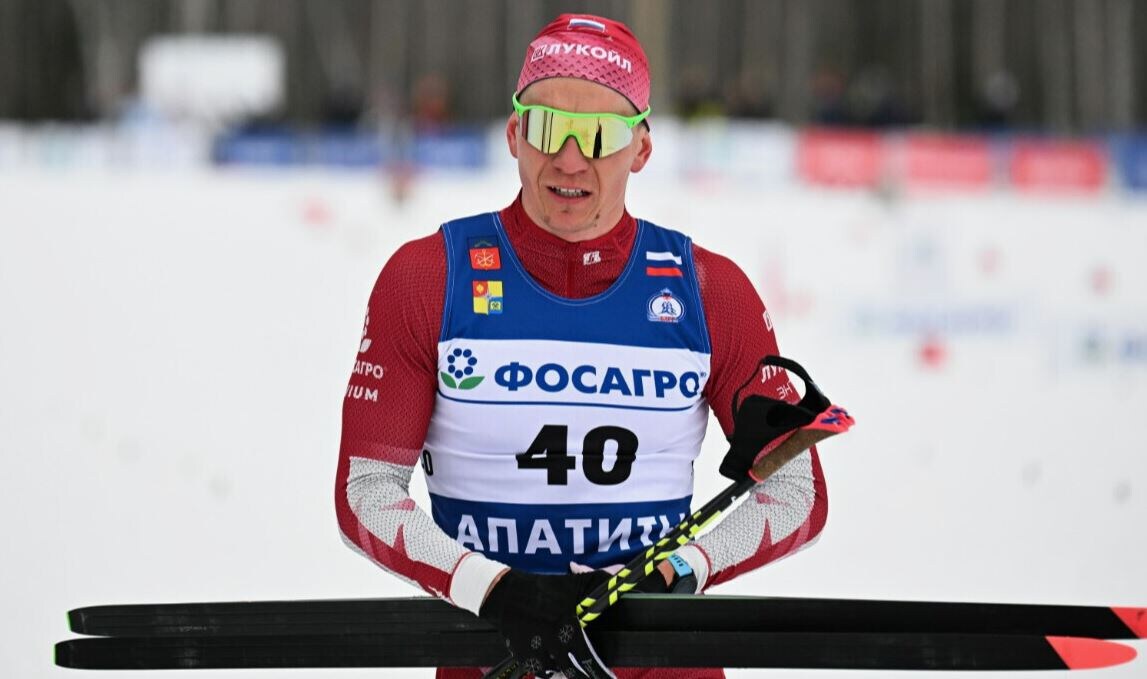    Александр Большунов одержал победу на гонке в Апатитах